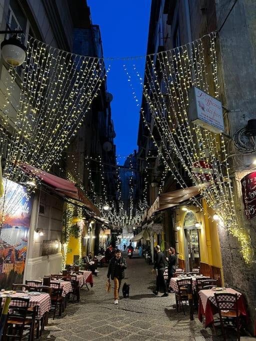 Appartamento Scaramanzia Napels Buitenkant foto
