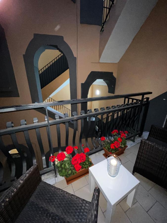 Appartamento Scaramanzia Napels Buitenkant foto